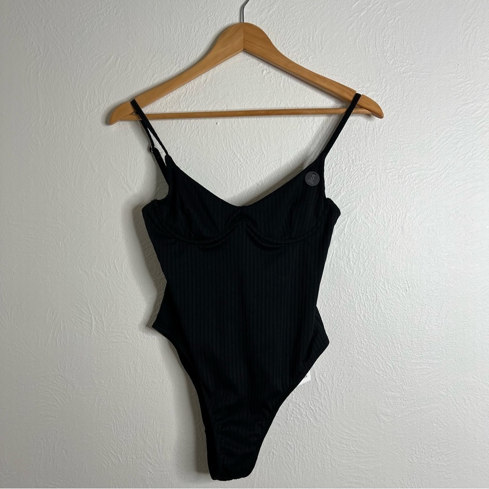 NWT Body Black Underwire Balconette Bra Lined One Piece Cheeky Rib Size S Small